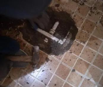 隆化卫生间漏水维修公司为您分享下卫生间渗水如何处理及注意事项