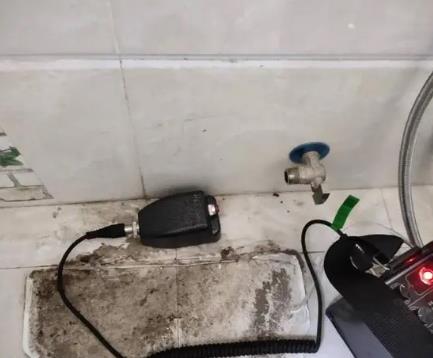 隆化屋顶漏水维修公司分享下卫生间漏水的危害及解决方法
